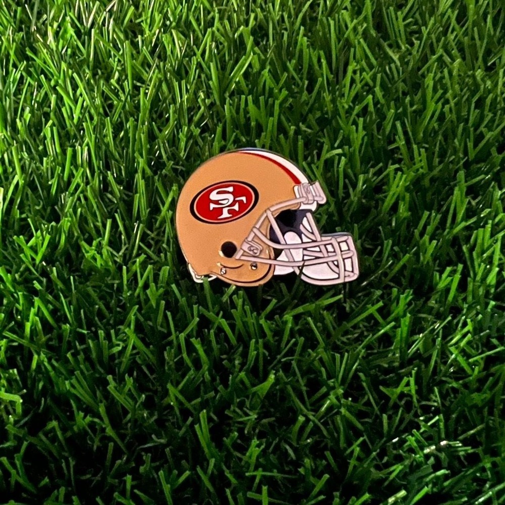 San Francisco 49ers helmet pin